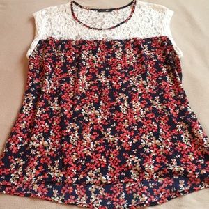 Flowered Silky Sleeveless Shirt W/lace top
